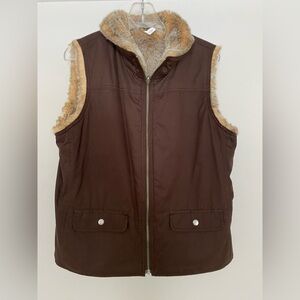 Women’s GAP Brown Faux Fur Reversible Vest Size L